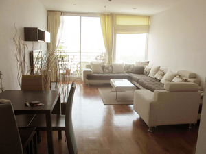 Siri Residence Sukhumvit 24